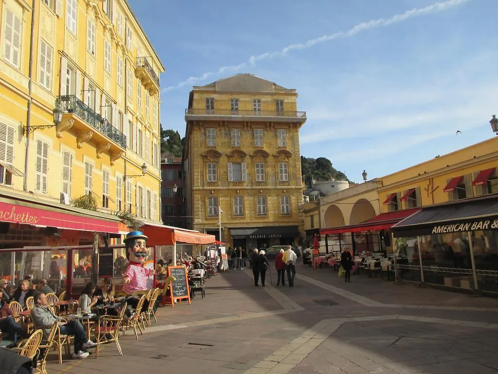 Daire Nice Studio Old Town Sea Side